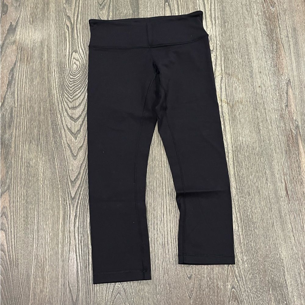 Lululemon Wunder Train Capri Leggings High Waist Pull-On Stretch Black Size 6